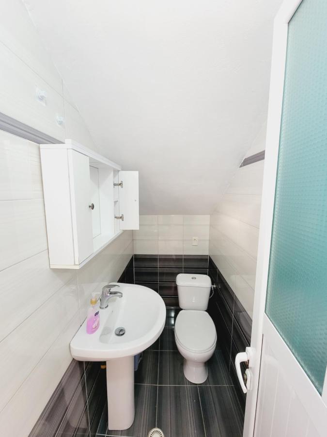 Voda Apartments Ксамил Экстерьер фото