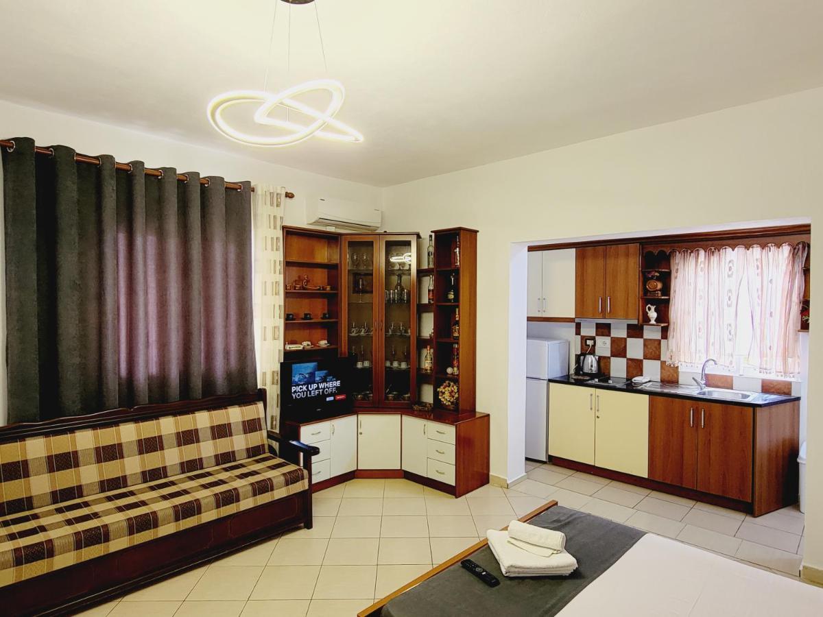 Voda Apartments Ксамил Экстерьер фото
